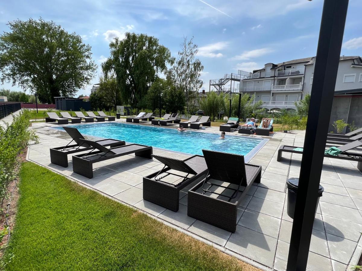 25H Spa-Residenz Pools In & Out, Private Garden & Beach Neusiedl am See Exterior photo